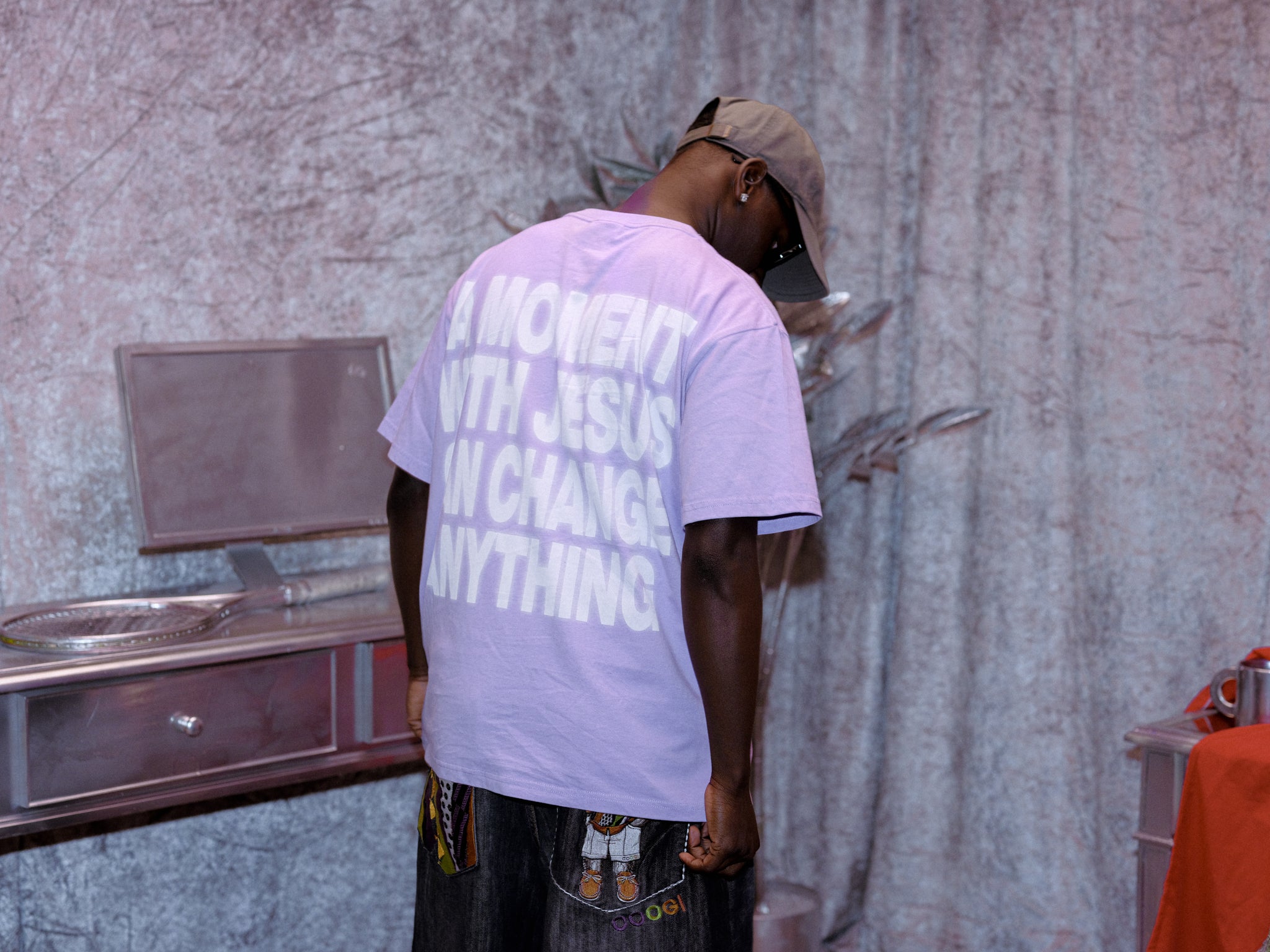 A MOMENT WITH JESUS Purple T-Shirt - YTHX25