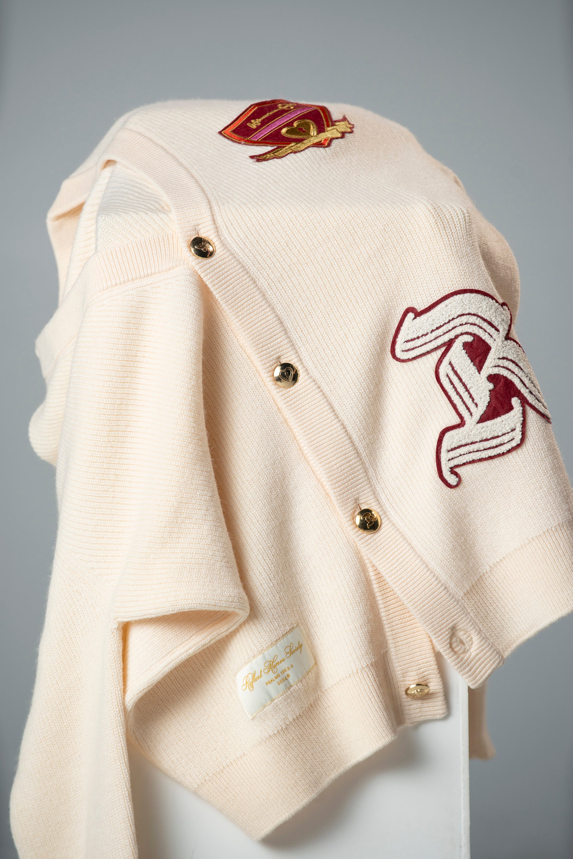 R24_Merch_Product08.jpg
